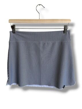 Simons SPF 50+ Striped Swim Skirt / Cover‑Up – Black and White Size M